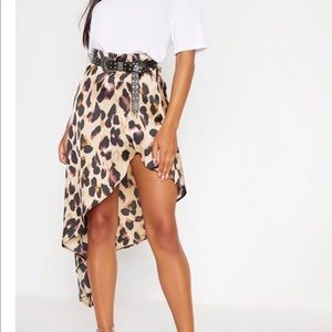 Slit leopard skirt